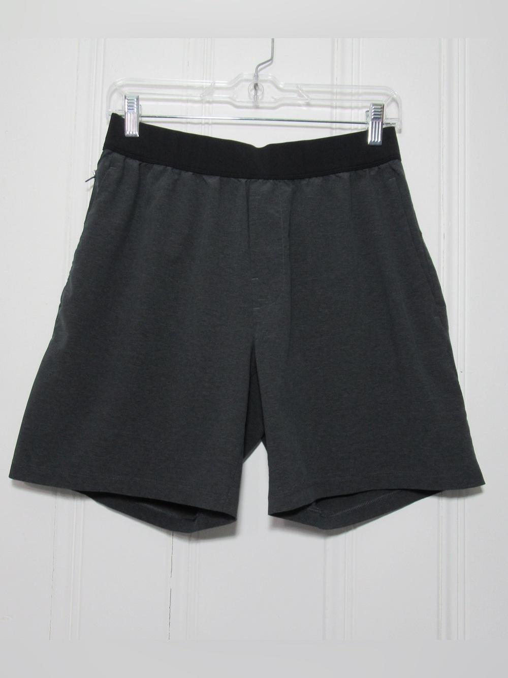 VRST Men's 7" Elevate Gray Shorts Size Small